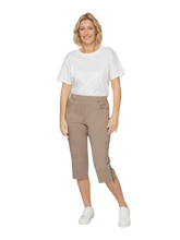 Last inn bildet i Galleri-visningsprogrammet, Brandtex capri-bukse