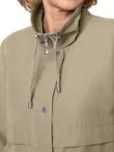 Last inn bildet i Galleri-visningsprogrammet, Brandtex ytterjakke