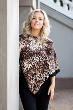 Last inn bildet i Galleri-visningsprogrammet, Rundhalset Jennie poncho