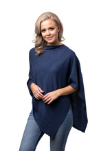 Last inn bildet i Galleri-visningsprogrammet, Klassisk poncho med ribbekant