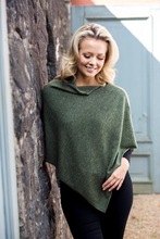 Last inn bildet i Galleri-visningsprogrammet, Liten poncho